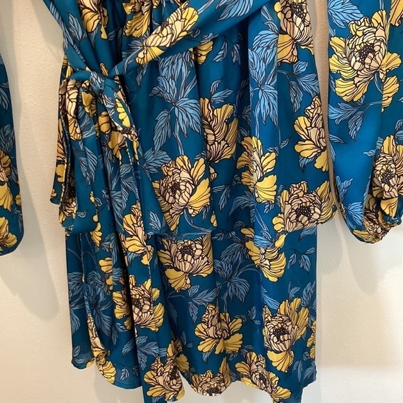 Louna Floral Tiered Mini Dress - Picture 6 of 8